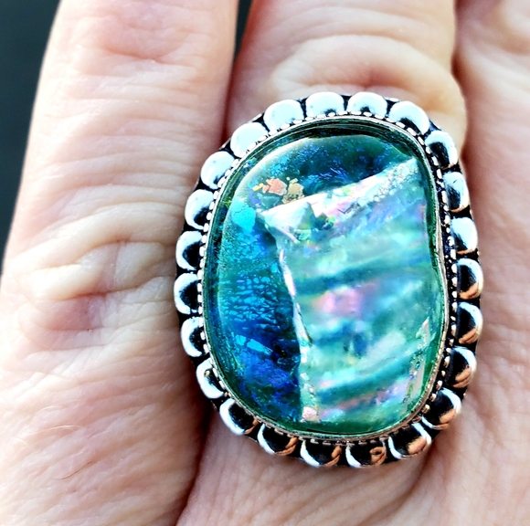 New Dichroic Glass Silver Ring. - Picture 6 of 7